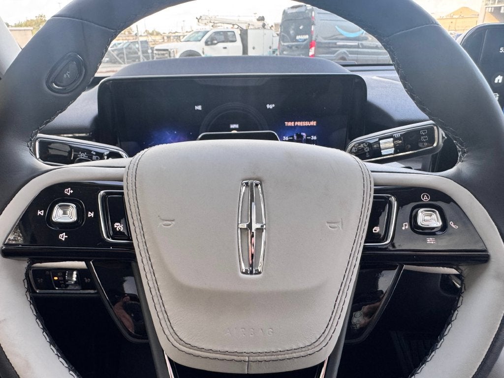 2027 Lincoln Aviator Premiere