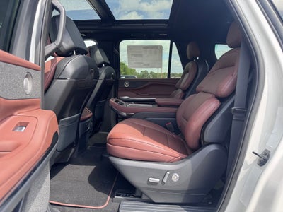 2026 Lincoln Navigator L Reserve