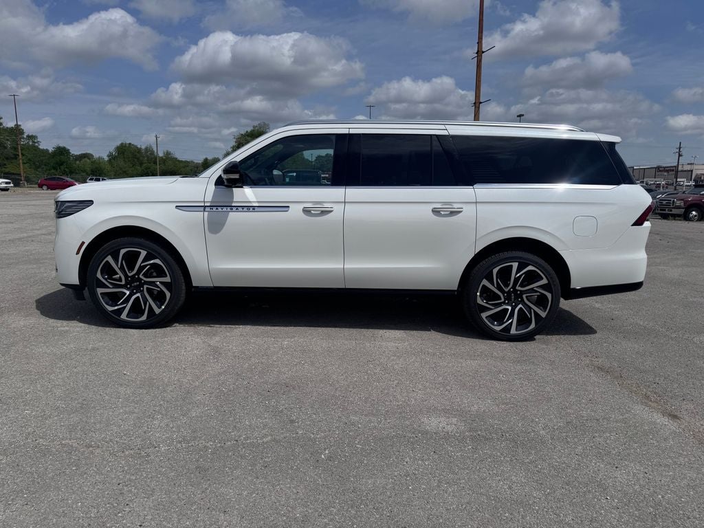 2026 Lincoln Navigator L Reserve