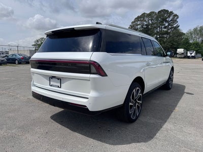 2026 Lincoln Navigator L Reserve