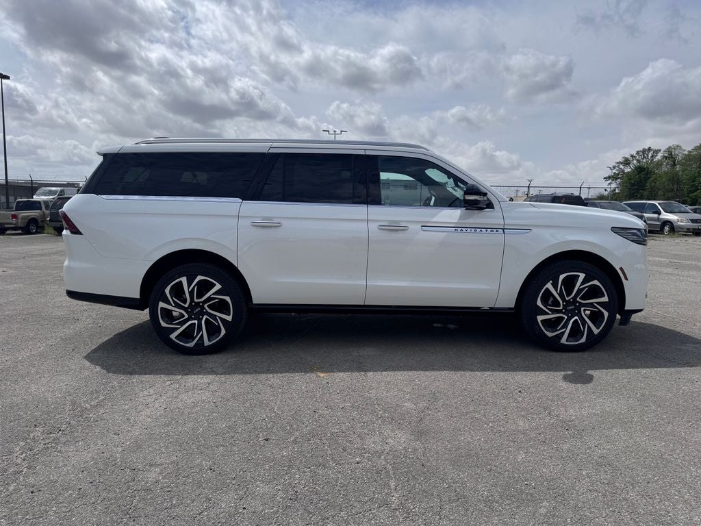 2026 Lincoln Navigator L Reserve