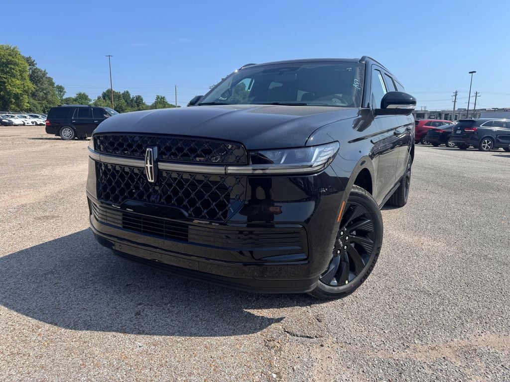 2027 Lincoln Navigator L Reserve