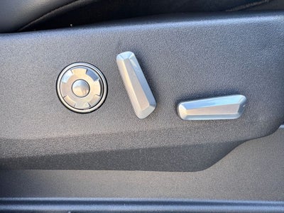 2027 Lincoln Navigator L Reserve