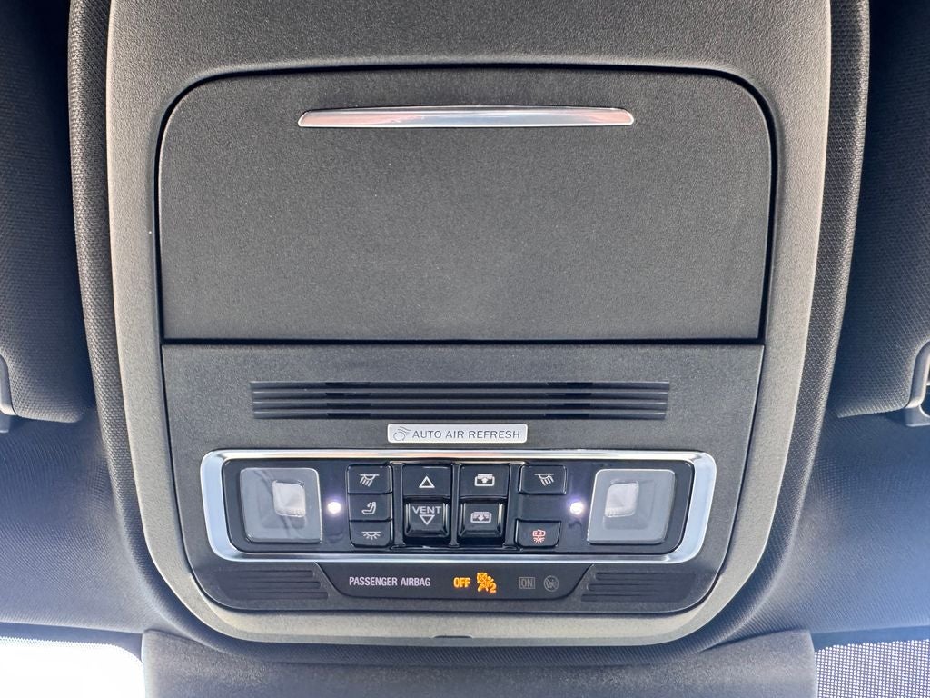 2027 Lincoln Navigator L Reserve