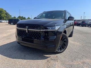 2027 Lincoln Navigator L Reserve