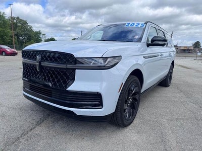2025 Lincoln Navigator L Reserve