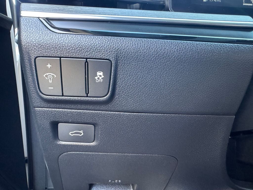 2026 Kia K5 EX