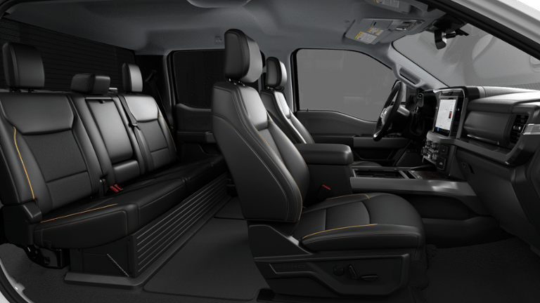 2027 Ford Super Duty F-450® Lariat®