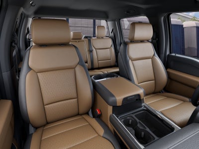 2027 Ford Super Duty F-350® Lariat®