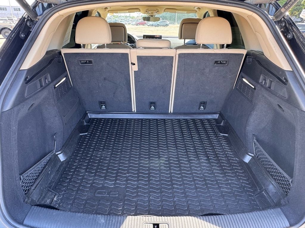 2022 Audi Q5 45 S line Premium quattro