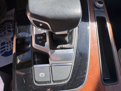 2022 Audi Q5 45 S line Premium quattro