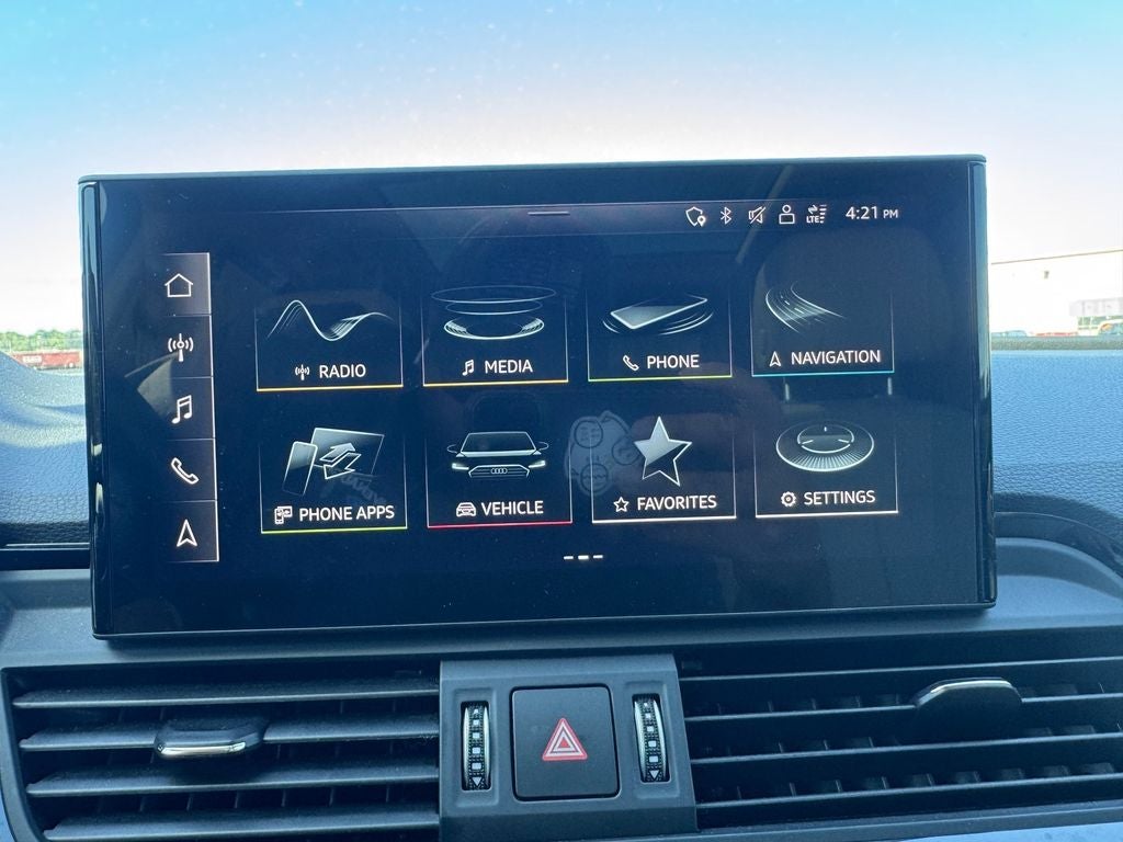 2022 Audi Q5 45 S line Premium quattro