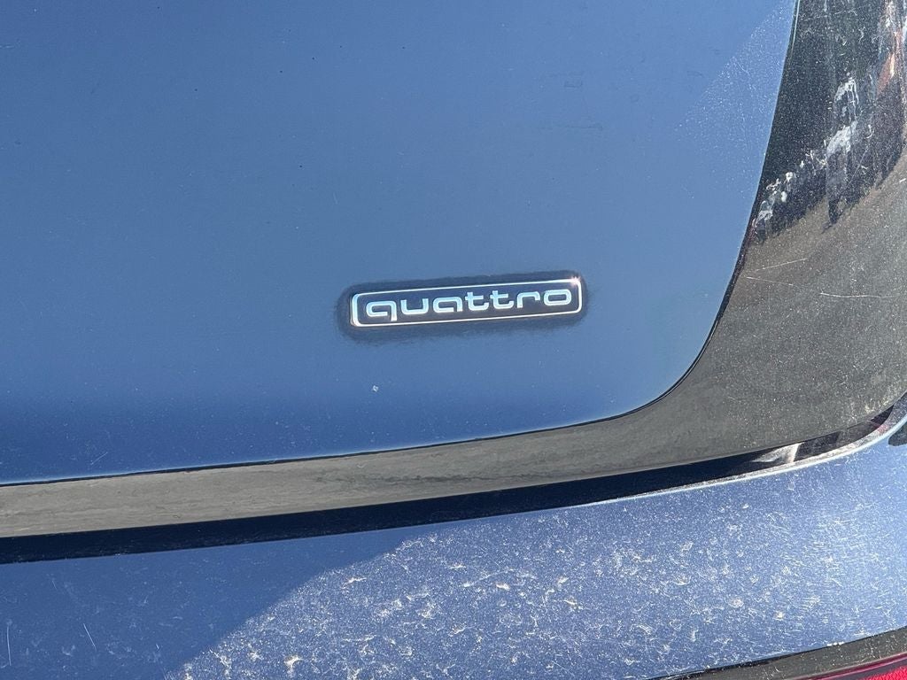 2022 Audi Q5 45 S line Premium quattro