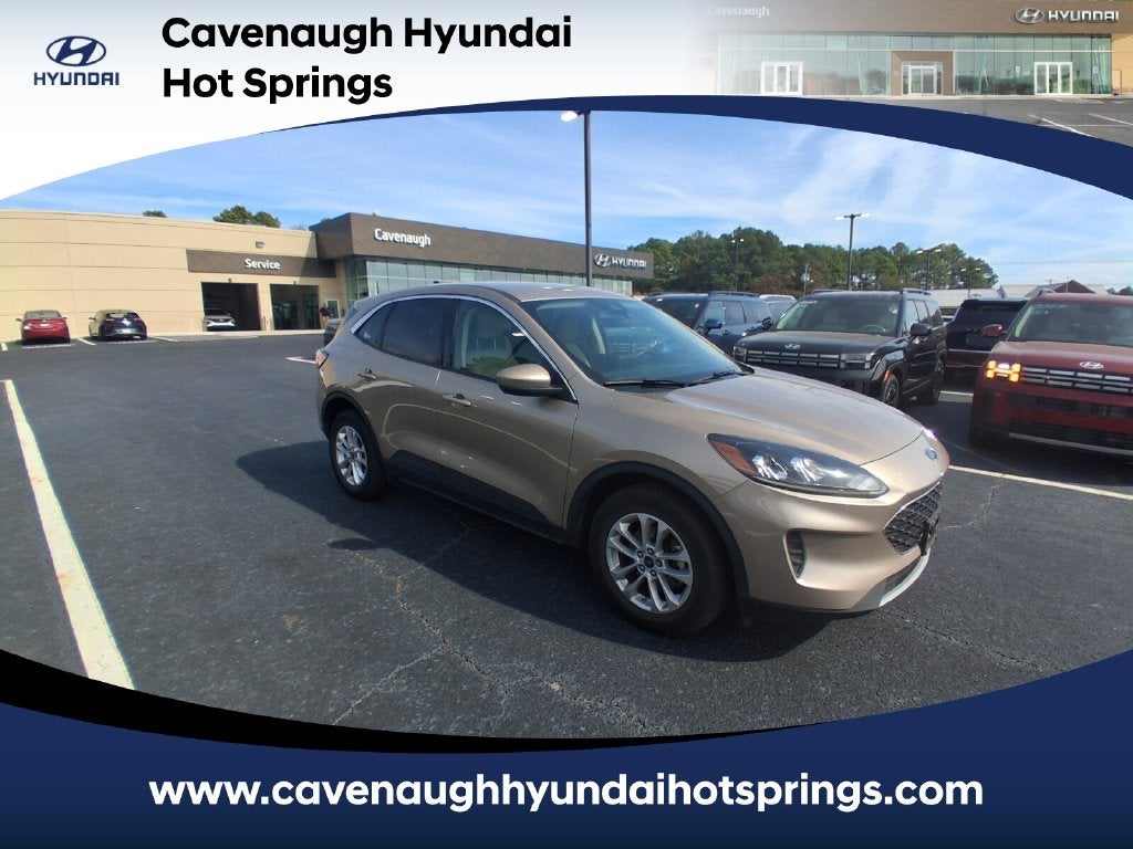 2020 Ford Escape SE