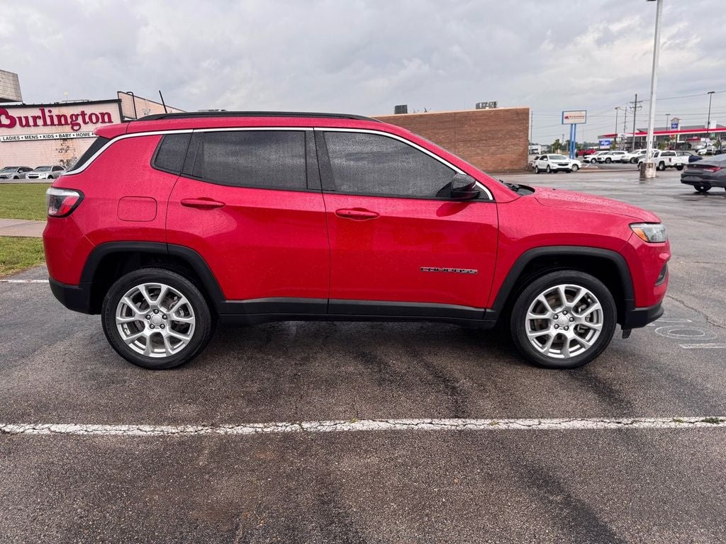 2023 Jeep Compass Latitude Lux