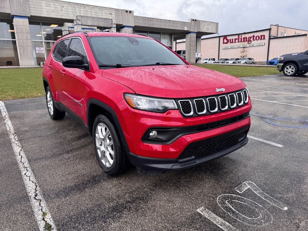 2023 Jeep Compass Latitude Lux