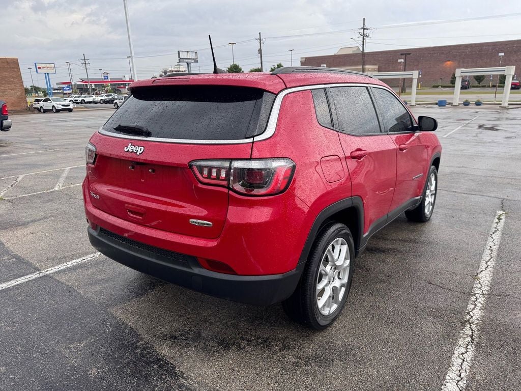 2023 Jeep Compass Latitude Lux