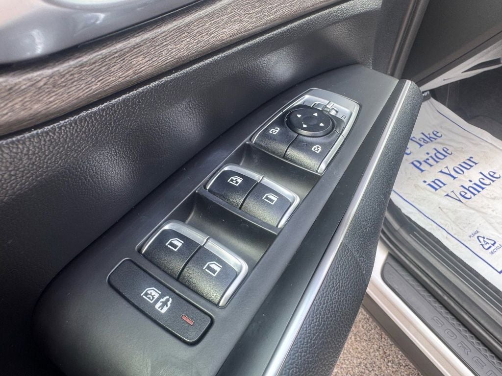 2023 Kia Sorento X-Line S